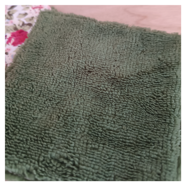 Lot 7 lingettes fleuris kaki 4 Lot 7 lingettes fleuris kaki