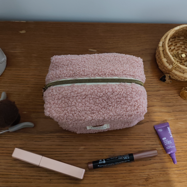Trousse make-up teddy bouclette rose et coton patricia