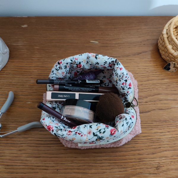 Trousse make-up teddy bouclette rose et coton patricia